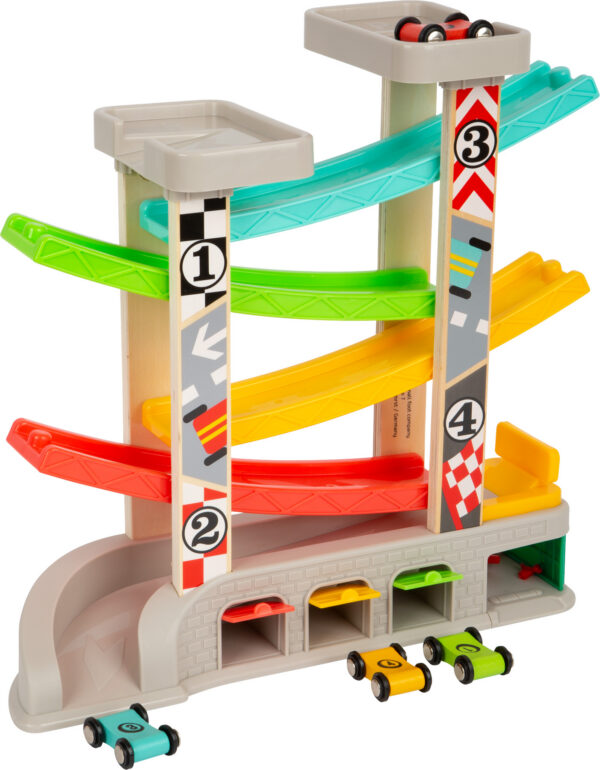 Parkimistasandi ja garaažidega võidusõidurada